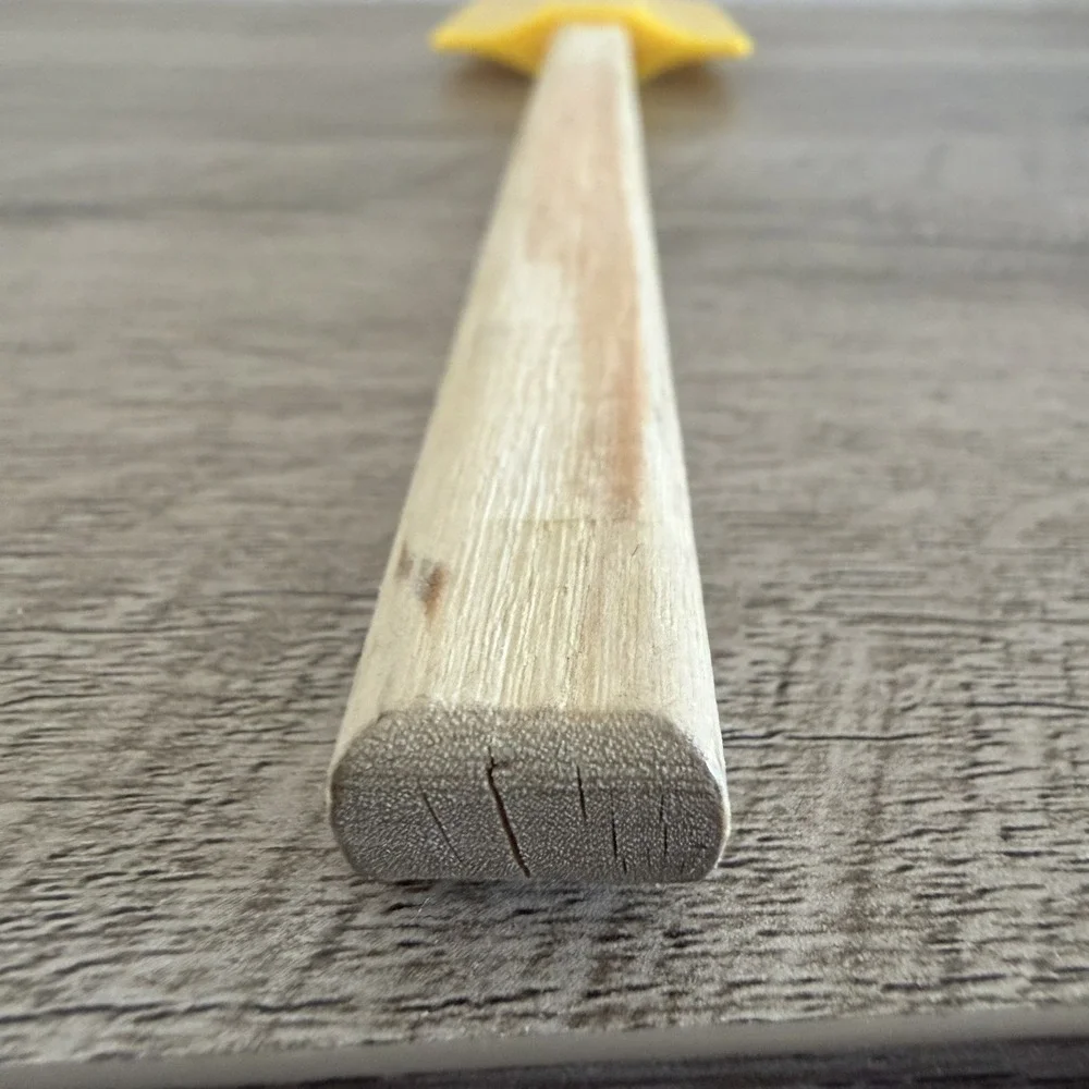 Le Creuset Yellow Spatula Scraper Silicone Wood‎